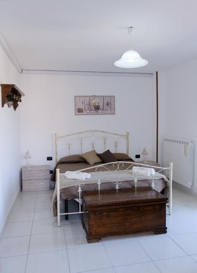 Casa Santa Rita / Locazione Turistica Sicilia / Santa Domenica Vittoria Hotel Eksteriør billede